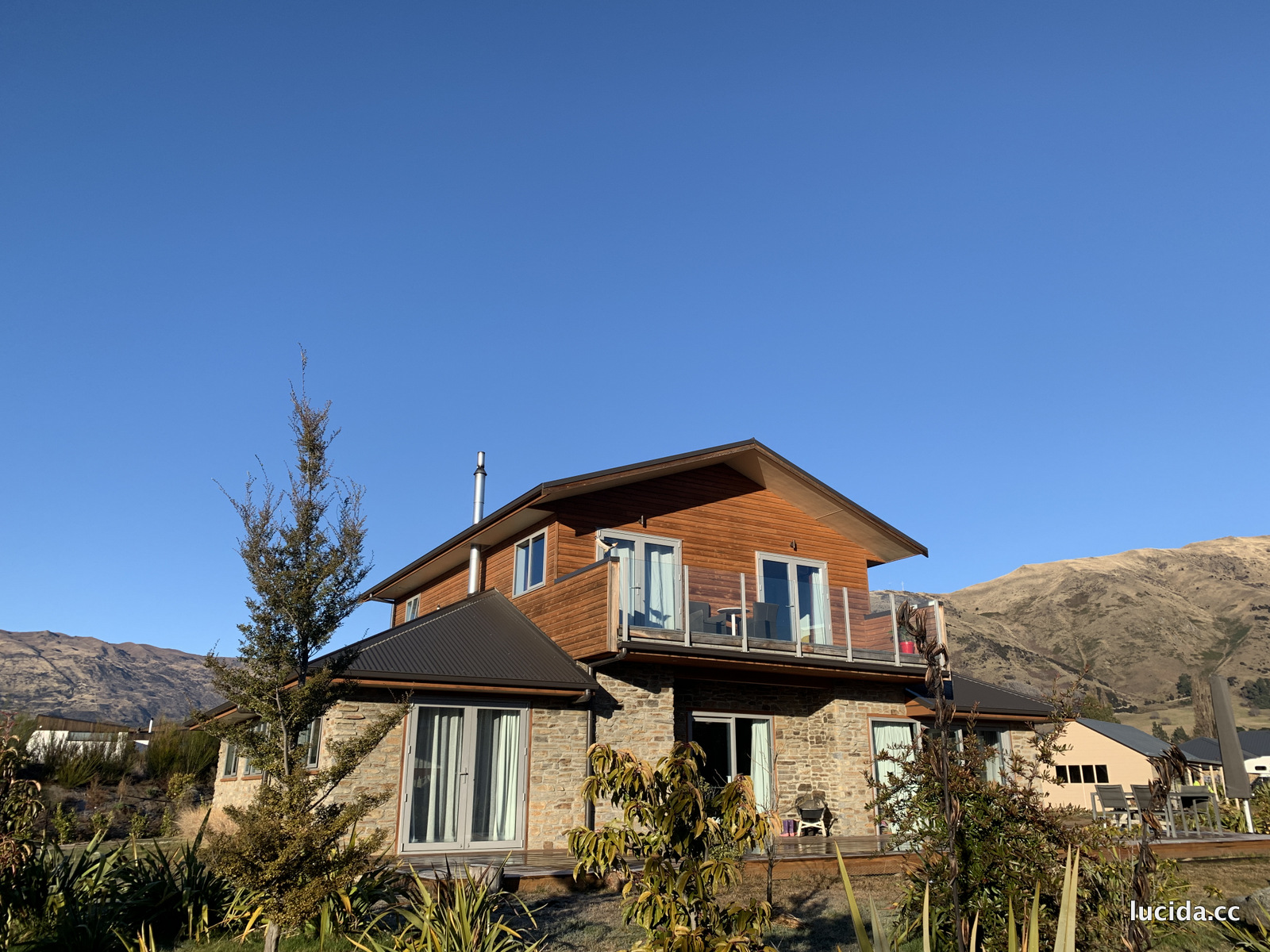 紐西蘭 瓦納卡設計閣樓小木屋harakeke Eco Retreat Wanaka處處都是view 路西達走透透旅行手札